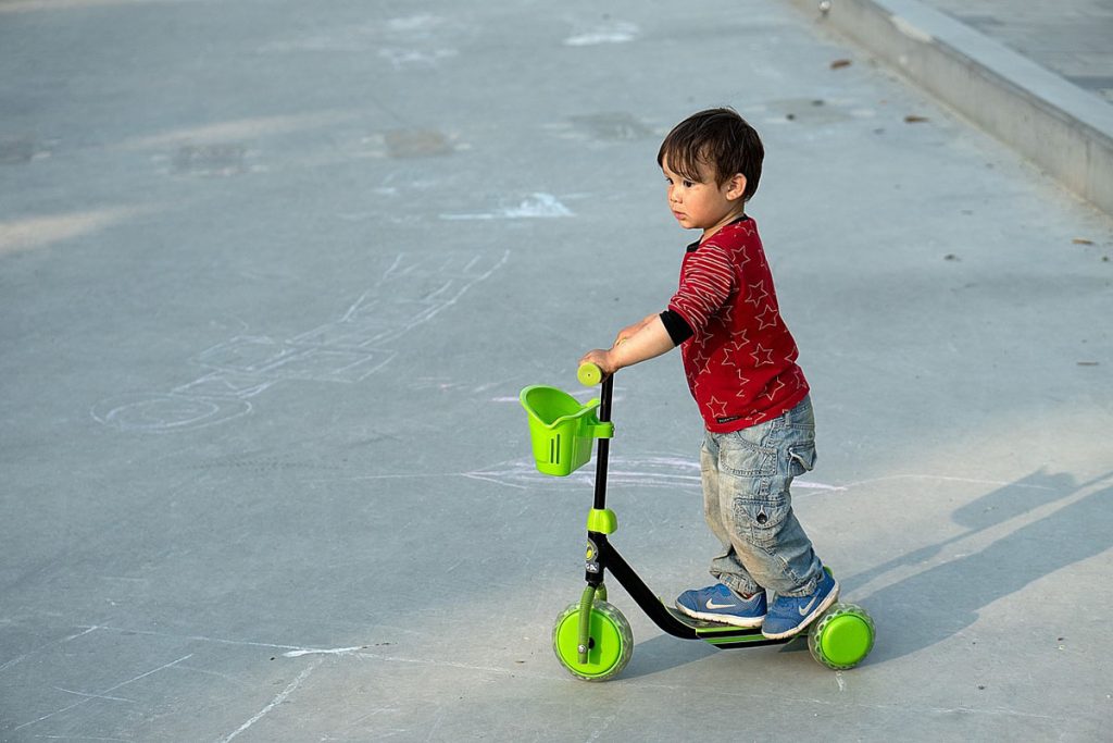 Junge Roller Jeanshose