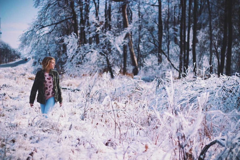 Winter Jeanshose Lederjacke Pullover