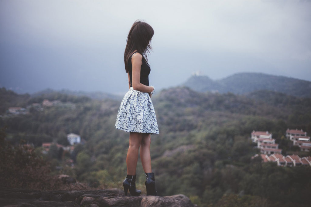 kleid schuhe frau berg